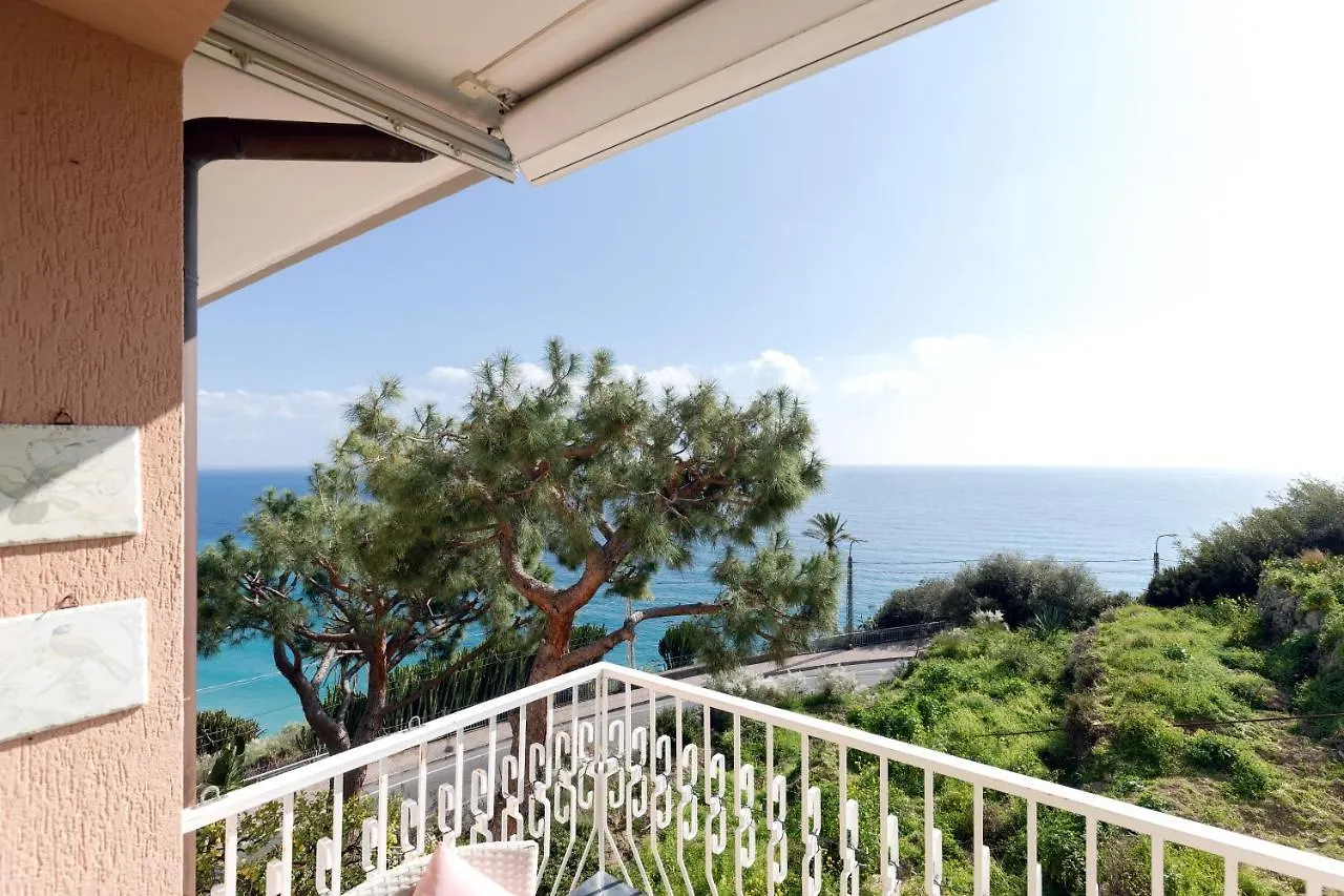 Apartment 116 - Casa Colorata Vista Mare, 500M Dalla Spiaggia - Parcheggio Privato Gratis Incluso Ospedaletti