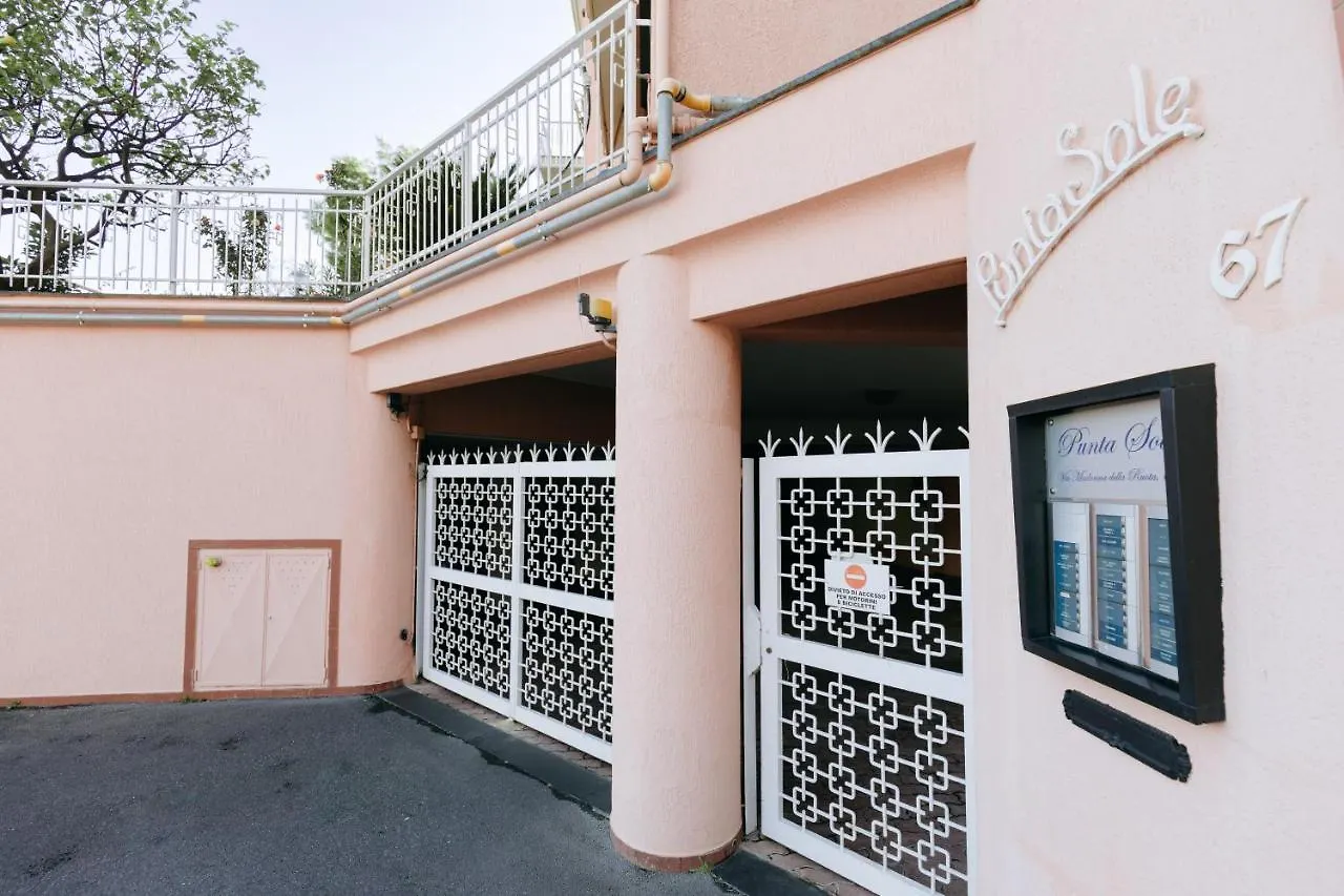 116 - Casa Colorata Vista Mare, 500M Dalla Spiaggia - Parcheggio Privato Gratis Incluso Ospedaletti Italy